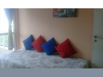 Roomgo BR - QUARTO INDIVIDUAL MOBILIADO NA BARRA COM VARANDA, Barra da Tijuca - R$ 2.500 Por mês