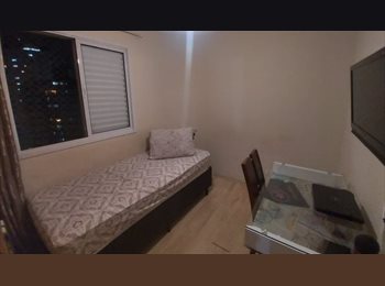 Roomgo BR - Quarto mobiliado na Rua do Arraial por R$ 1400, Saúde - R$ 1.400 Por mês