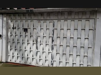 Roomgo BR - Alugo ótimos Quartos, Campo Belo - R$ 1.000 Por mês