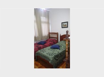 Roomgo BR - Quarto compartilhado, Volta Redonda - R$ 700 Por mês