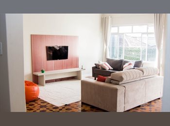 Roomgo BR - Gate75 Coliving, Curitiba - R$ 1.400 Por mês
