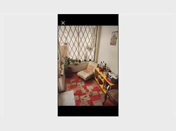 Roomgo BR - Quarto grande rua augusta apenas 3 moradores, Consolação - R$ 1.890 Por mês