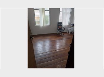 Roomgo BR - Alugo quarto no coração da Tijuca, Maracanã - R$ 1.200 Por mês