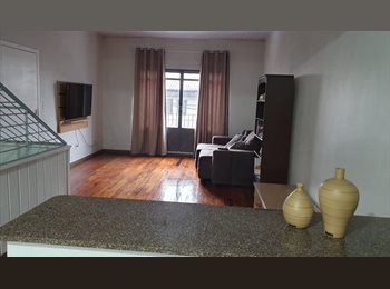 Roomgo BR - REPÚBLICA FEMININA - Centro | Blumenau, Blumenau - R$ 750 Por mês