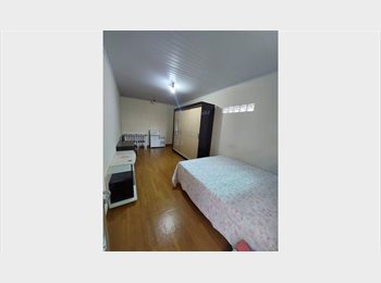 Roomgo BR - ALUGA-SE KITNET P/ SOLTEIRO, Liberdade - R$ 1.500 Por mês