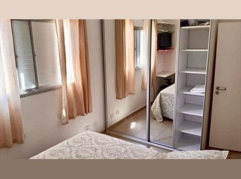 Roomgo BR - Quarto super bem localizado na Simão, Pinheiros - R$ 2.100 Por mês