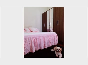 Roomgo BR - Alugo quarto individual feminino, Santana - R$ 1.000 Por mês