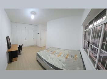 Roomgo BR - metro saúde ( menos de 1 min do metrô saúde ), Saúde - R$ 1.400 Por mês