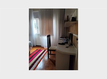 Roomgo BR - Alugo quarto mobiliado (Vaga), Maracanã - R$ 1.350 Por mês