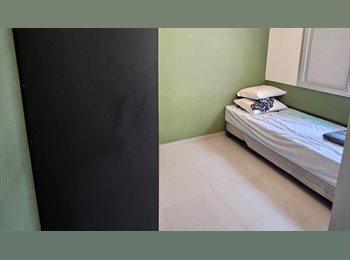 Roomgo BR - Dividir apartamento em frente ao Metro Largo 13, Santo Amaro - R$ 1.410 Por mês