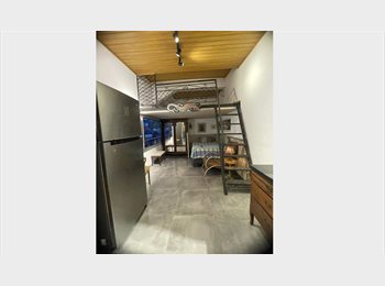 Roomgo BR - Cabine Di Caprio, Moema - R$ 1.800 Por mês