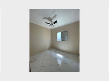 Roomgo BR - Alugo quarto em casa de condomínio, Lapa - R$ 800 Por mês