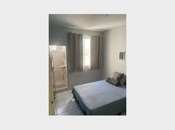 Roomgo BR - Quarto Suíte Orla Salvador, Salvador - R$ 1.750 Por mês