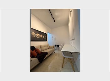 Roomgo BR - República em São Domingos! Feminina e Masculina ( CASAS SEPARADAS), Niterói - R$ 650 Por mês