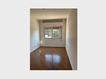 Roomgo BR - Quarto espaçoso no Butantã próximo ao metro, Alto Pinheiros - R$ 1.550 Por mês