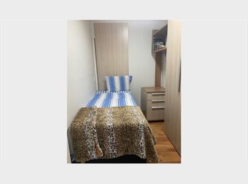 Roomgo BR - QUARTO BAIRRO PINHEIROS COM BANHEIRO PRIVATIVO, Pinheiros - R$ 1.800 Por mês