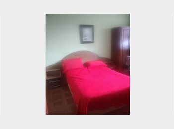 Roomgo BR - Quarto kobrasol, Florianópolis - R$ 1.100 Por mês