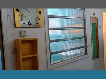 Roomgo BR - Quarto com banheiro só para moças no bairro do Brooklin Paulista, Moema - R$ 1.200 Por mês