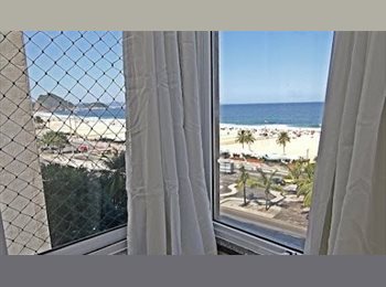 Roomgo BR -  *República Feminina | Copacabana, Copacabana - R$ 600 Por mês