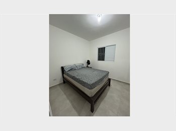 Roomgo BR - Quarto na zona Sul, perto do metrô Giovanni Gronchi, Santo Amaro - R$ 950 Por mês