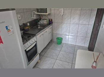Roomgo BR - Kitnet Mobiliada, Florianópolis - R$ 1.000 Por mês