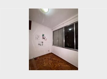 Roomgo BR - Quarto no Centro de SP, São Paulo SP - R$ 1.600 Por mês