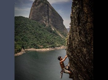 Roomgo BR - Caio - 27 - Botafogo