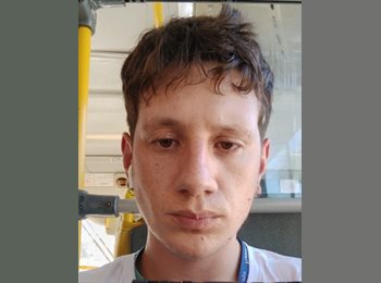 Roomgo BR - Henrique - 25 - Porto Alegre