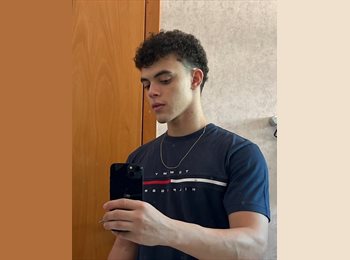 Roomgo BR - Sebastian Brasil - 23 - Consolação