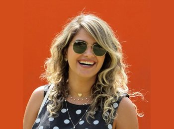 Roomgo BR - Nadia - 37 - Salvador