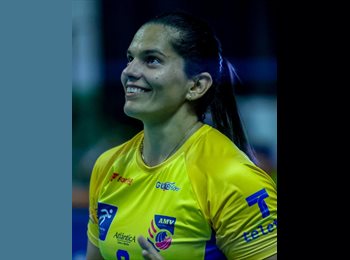 Roomgo BR - Camila  - 37 - Recife