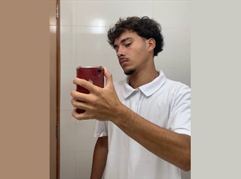 Roomgo BR - Eduardo  - 19 - Florianópolis