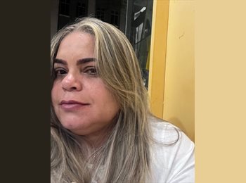 Roomgo BR - Renata - 54 - Botafogo