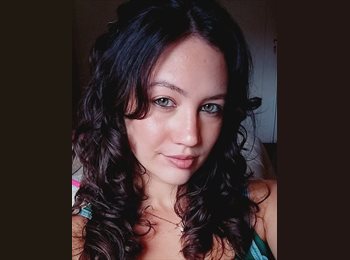 Roomgo BR - Maria Elisa Coutinho - 28 - Brasília