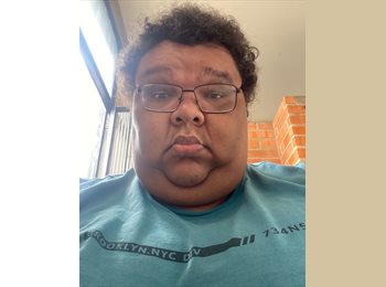 Roomgo BR - Carlos  - 34 - Belo Horizonte