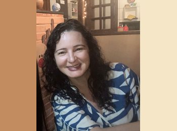 Roomgo BR - Danielle - 48 - Belo Horizonte