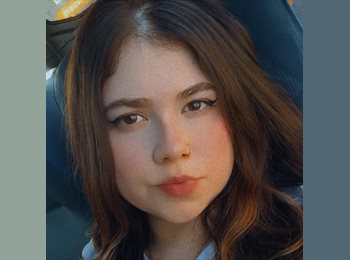 Roomgo BR - Micaela - 26 - Estácio