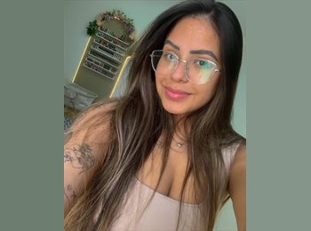 Roomgo BR - Maria - 22 - Florianópolis