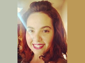 Roomgo BR - Andressa Netto - 32 - Maracanã