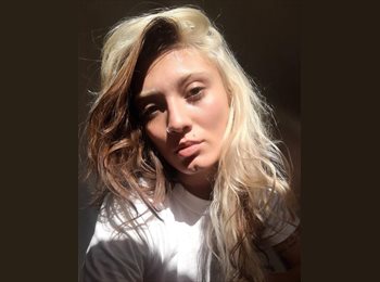 Roomgo BR - Bianca - 29 - Brasília