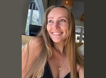 Roomgo BR - Milena - 27 - Maracanã