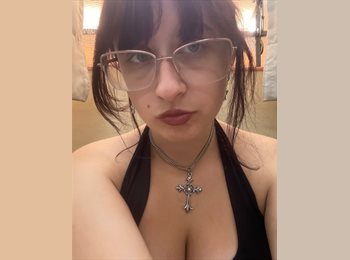 Roomgo BR - Bianca  - 18 - Curitiba