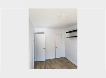 Roomgo CA - Chambre lumineuse à louer - Montréal-Nord - Wi-Fi inclus, Laval - $700 pcm