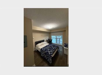 Roomgo CA - Private Master Bedroom + Ensuite Full Bathroom – For Female Tenant-$1500, Toronto - $1,500 pcm