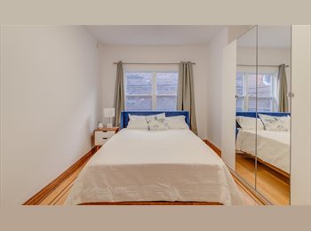 Roomgo CA - Chambre Meublée en Colocation – Wifi et Hydroquebec Inclus – Montréal, Montréal - $930 pcm