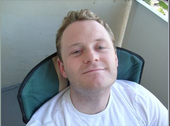 Roomgo CA - Adam - 27 - Toronto