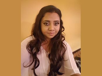 Roomgo CA - Jenna - 46 - Toronto