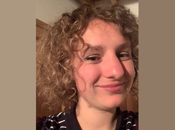 Roomgo CH - Emmanuelle - 27 - Neuchâtel