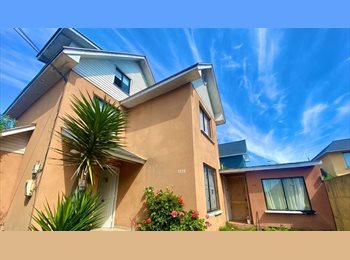 CompartoDepto CL - CASA CURAUMA CINCO HABITACIONES, Valparaíso - CH$200.000 por mes