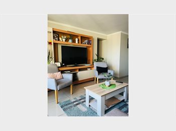 CompartoDepto CL - Habitacion con Baño independiente, Vitacura - CH$300.000 por mes